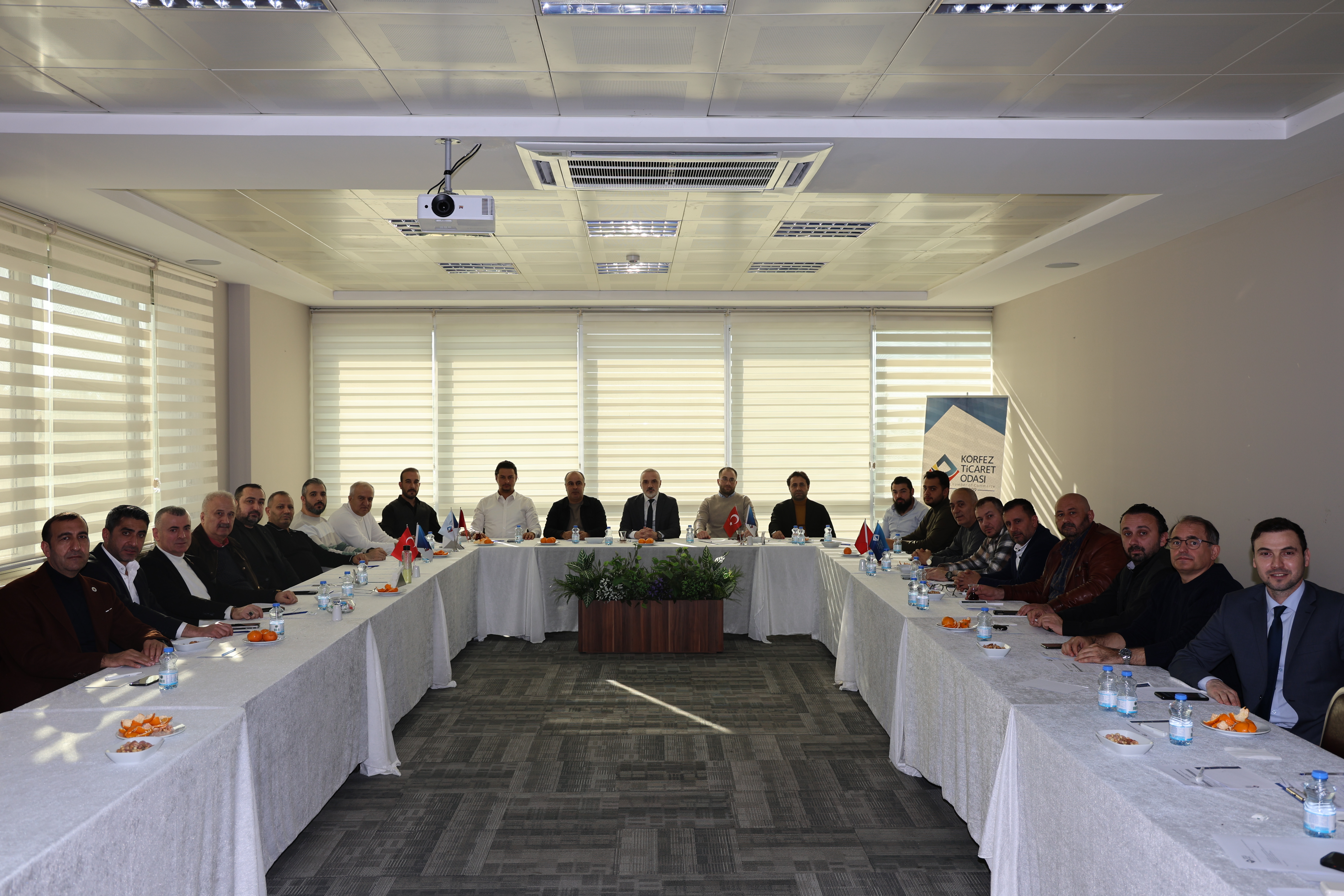 TEKSTİL, MOBİLYA VE BEYAZ EŞYA KOMİTELERİ KTO'DA BULUŞTU