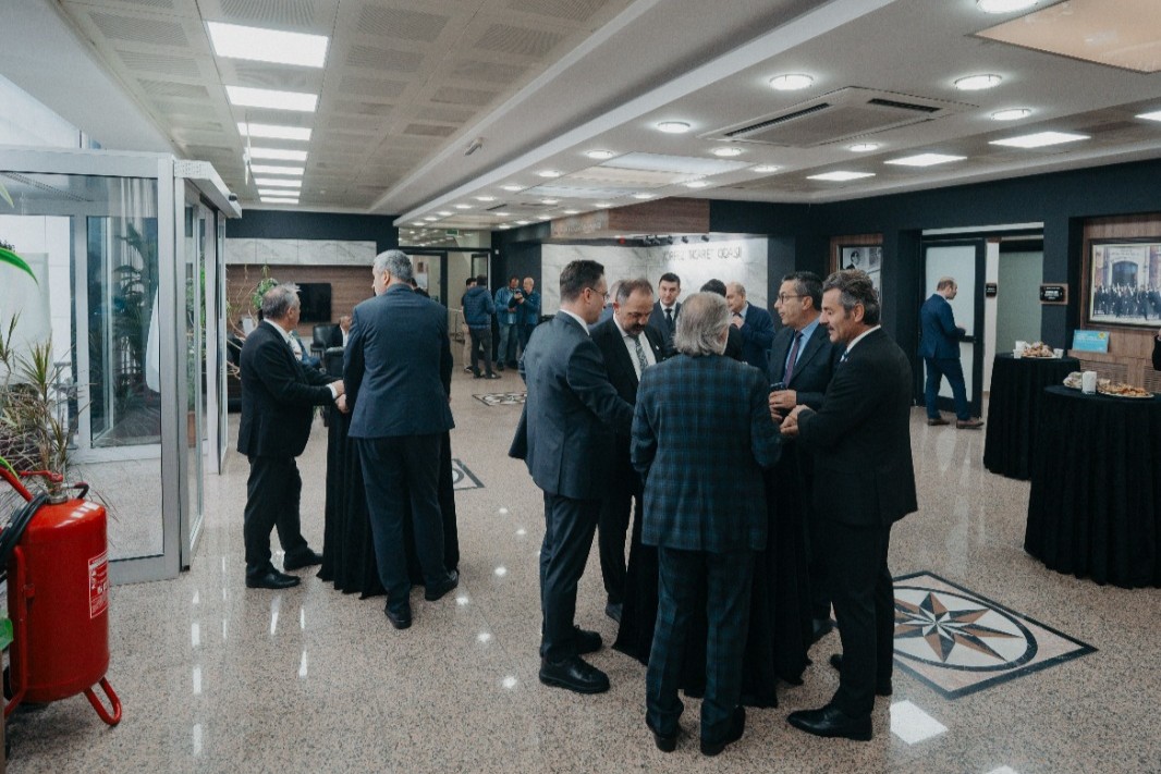 KÖRFEZ TİCARET ODASI’NDA YENİ DÖNEMİN YÖNETİMİ BELİRLENDİ