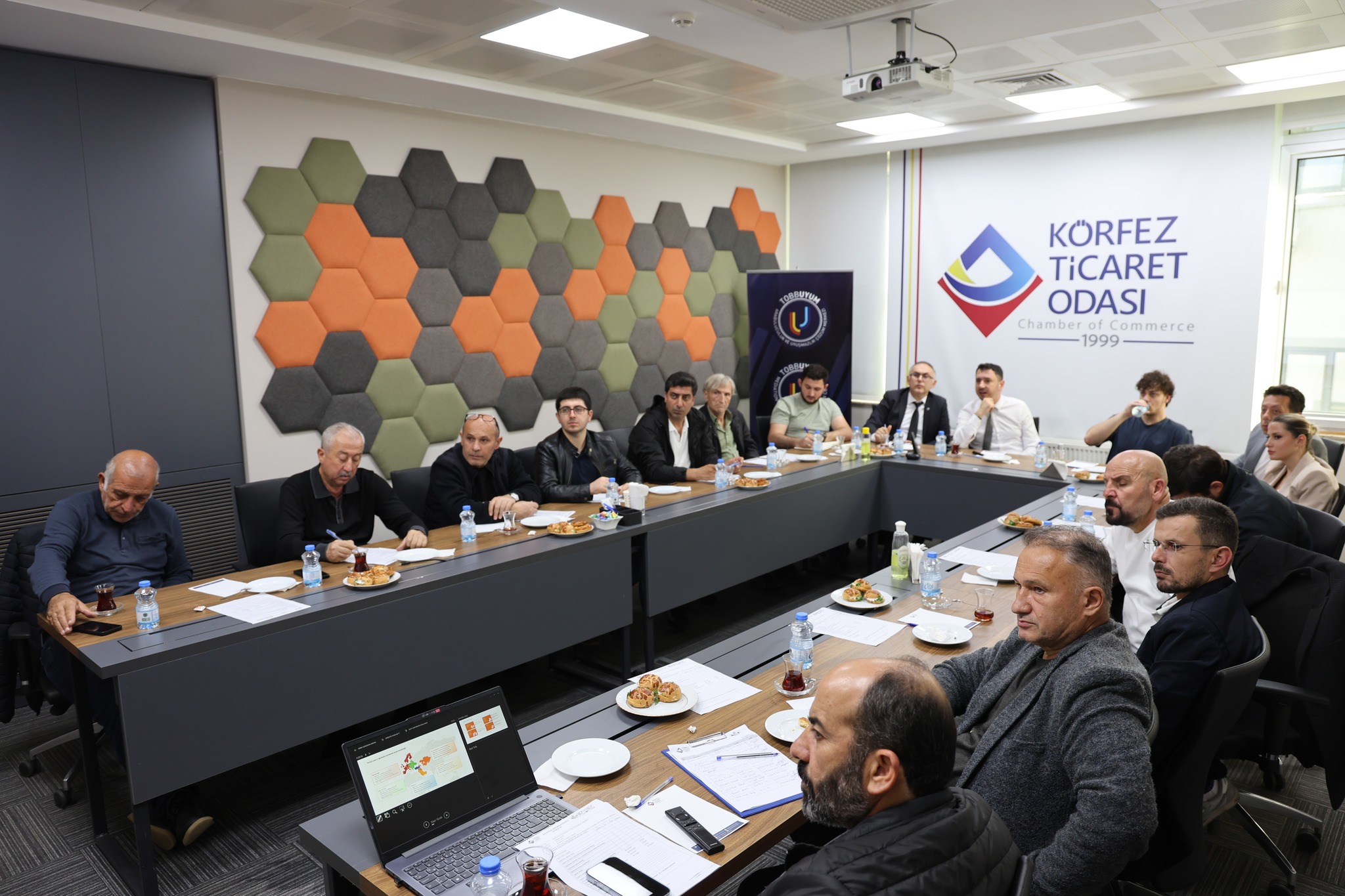 KÖRFEZ TİCARET ODASI’NDAN “TRENDYOL İLE E-İHRACAT BİLGİLENDİRME SEMİNERİ”