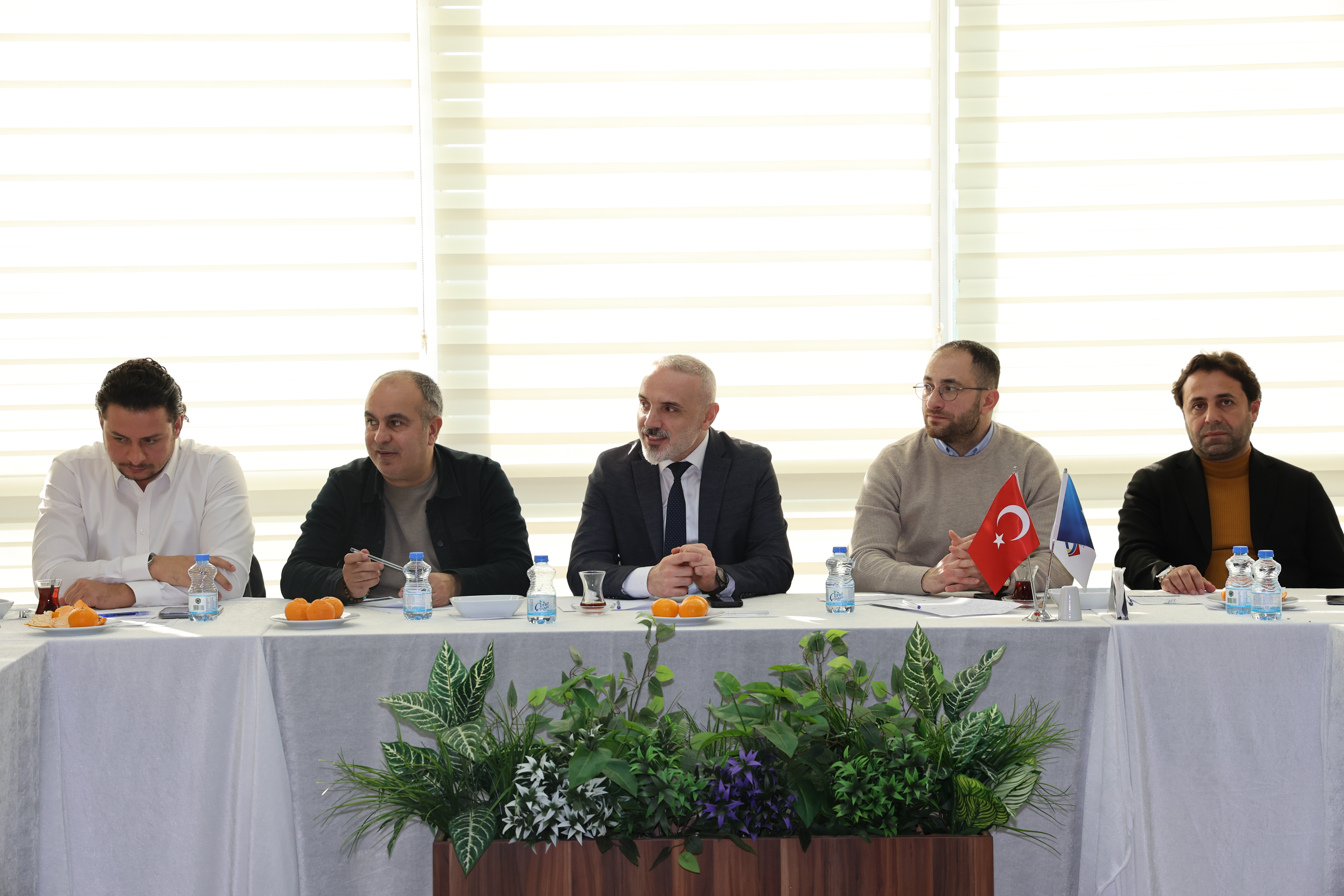 TEKSTİL, MOBİLYA VE BEYAZ EŞYA KOMİTELERİ KTO'DA BULUŞTU