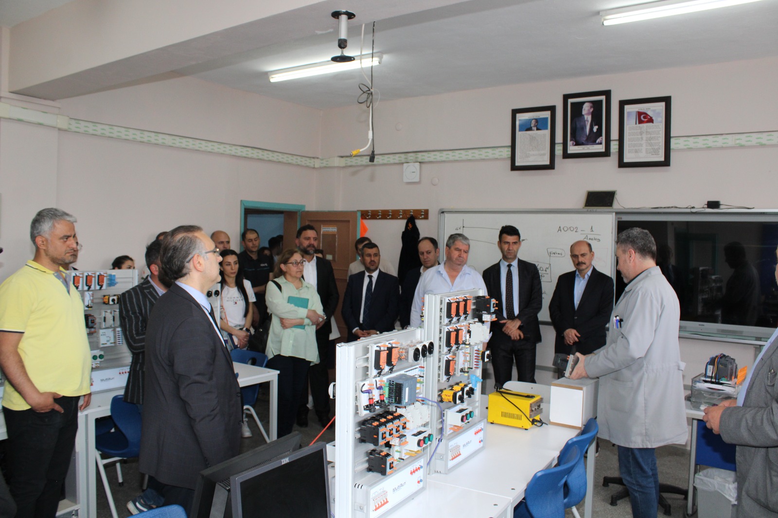 Vocational High School Future Guarantee Project Strengthens with the Cooperation of Sector Representatives and Educators