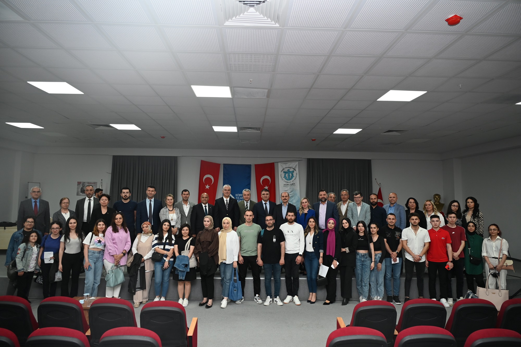 KÖRFEZ'DE SEKTÖR VE ÜNİVERSİTE BULUŞTU: 