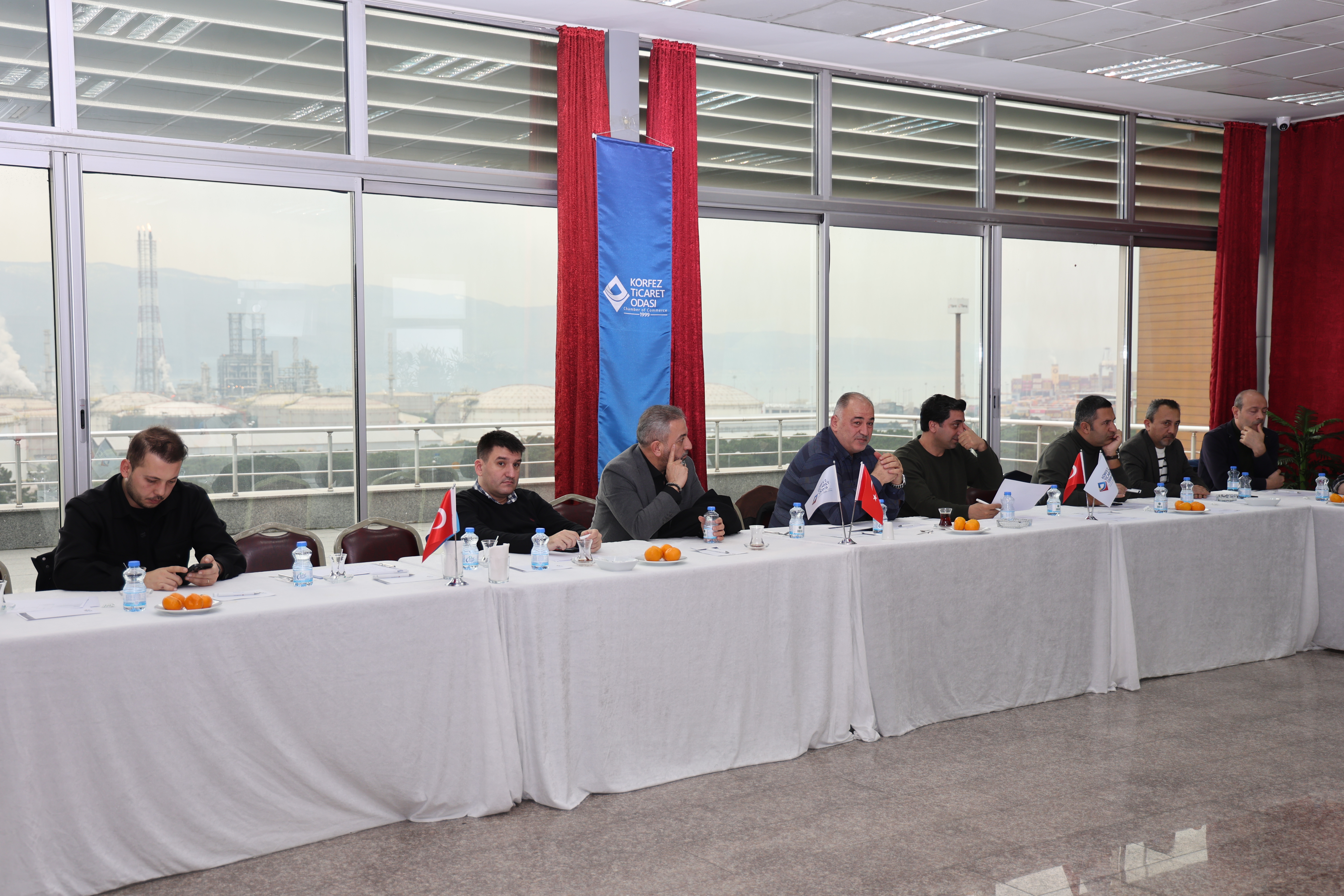 MESLEK KOMİTE BAŞKANLARI İLE DEĞERLENDİRME VE PLANLAMA TOPLANTISI GERÇEKLEŞTİRİLDİ